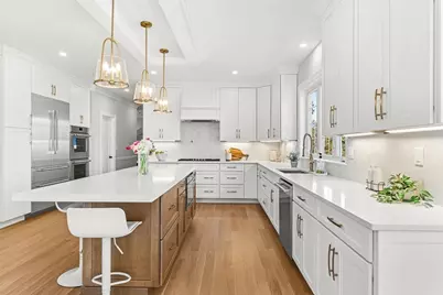 14 Liana Street, Woburn, MA 01801 - Photo 8