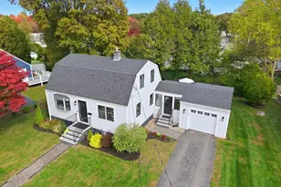 16 Beebe Ln, Wakefield, MA 01880 - Photo 1