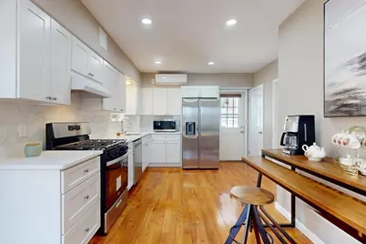 707 South Street, Waltham, MA 02453 - Photo 2