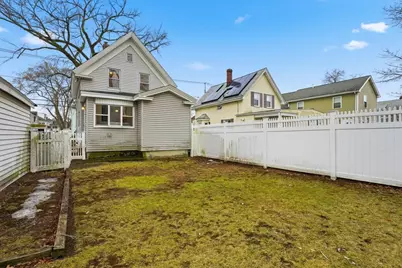 129 Eutaw Ave, Lynn, MA 01902 - Photo 22