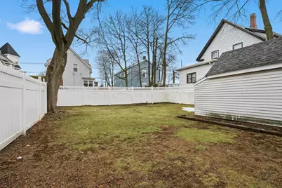 129 Eutaw Ave, Lynn, MA 01902 - Photo 24