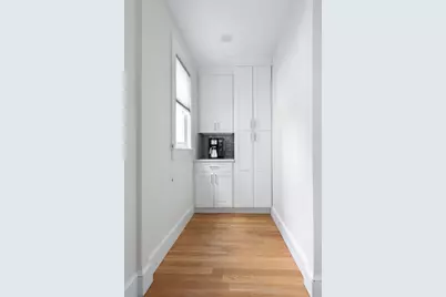 7 Connecticut Ave #1, Somerville, MA 02145 - Photo 8