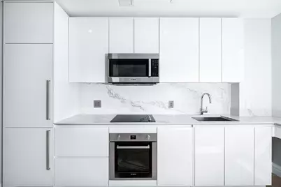 135 Seaport Blvd #718, Boston, MA 02210 - Photo 4