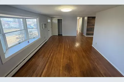 169 Vermont Ave, Somerset, MA 02726 - Photo 8