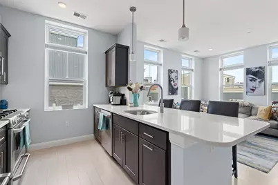 170 W Broadway #412, Boston, MA 02127 - Photo 6