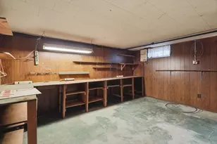 18-20 Genetti Cir, Bedford, MA 01730 - Photo 38