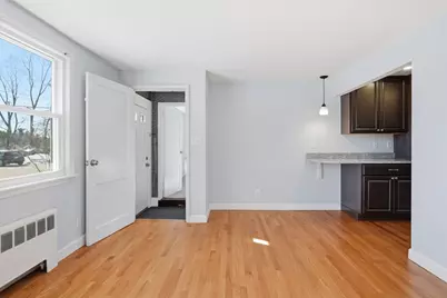 18-20 Genetti Cir, Bedford, MA 01730 - Photo 6