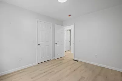 19 Newbury St, Providence, RI 02904 - Photo 8