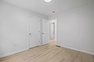 19 Newbury St, Providence, RI 02904 - Photo 8