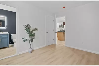 19 Newbury St, Providence, RI 02904 - Photo 22