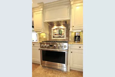 16 Sycamore Dr, Holden, MA 01520 - Photo 4