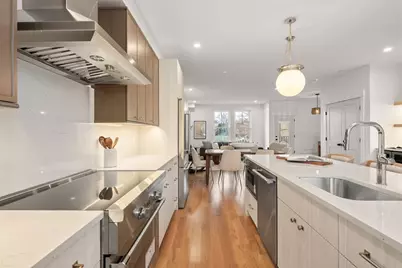 6 Dellmore Rd #2, Boston, MA 02130 - Photo 6