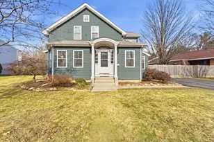 589 Smithfield Rd, North Providence, RI 02904 - Photo 1
