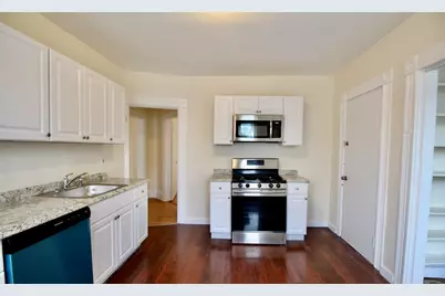 40 Forest St #3, Boston, MA 02119 - Photo 6