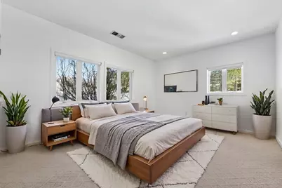 1 Douglass Grn #1, Woburn, MA 01801 - Photo 14