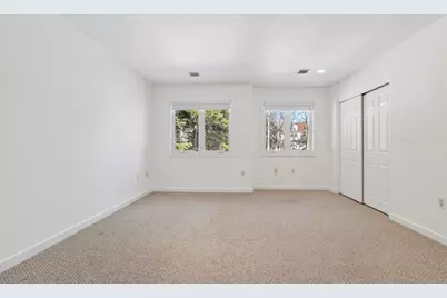 1 Douglass Grn #1, Woburn, MA 01801 - Photo 24