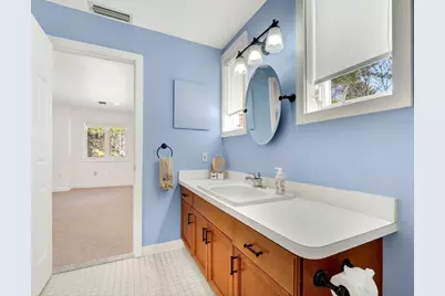 1 Douglass Grn #1, Woburn, MA 01801 - Photo 28