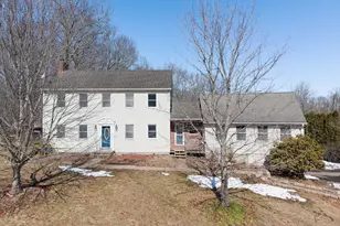 29 Chestnut Dr, Belchertown, MA 01007 - Photo 1