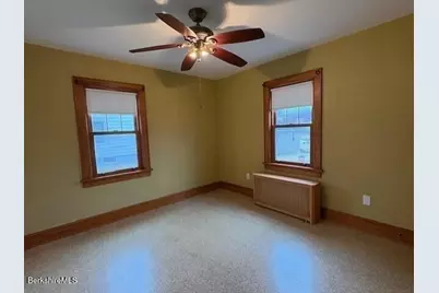 84 North Summer St, Adams, MA 01220 - Photo 22