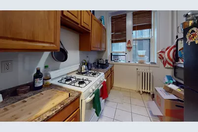 1099 Commonwealth Ave #6, Boston, MA 02135 - Photo 2