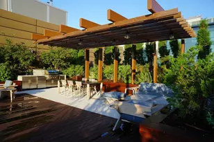 100 Lovejoy Pl, Boston, MA 02114 - Photo 18