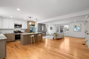 2 Lodi St, Worcester, MA 01608 - Photo 4