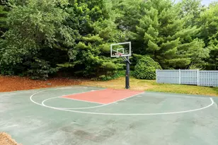 110 Ridgefield Cir, Clinton, MA 01510 - Photo 28