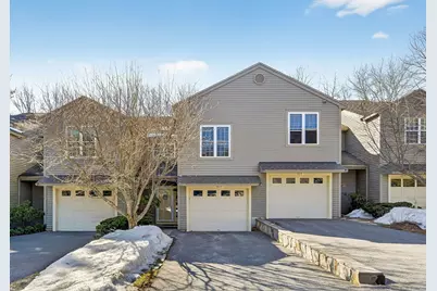 110 Ridgefield Cir #C, Clinton, MA 01510 - Photo 2