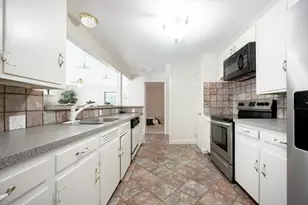 15 Alroy Rd, Weymouth, MA 02190 - Photo 8