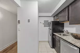 1025 Hancock St, Quincy, MA 02169 - Photo 8