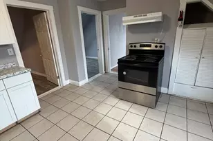 43 Adams St, Lynn, MA 01902 - Photo 4