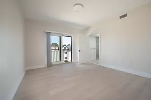 425 Border St, Boston, MA 02128 - Photo 8