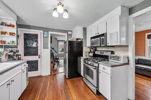 35 Dresser Ave, Chicopee, MA 01013 - Photo 6