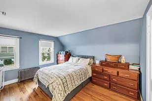 35 Dresser Ave, Chicopee, MA 01013 - Photo 16