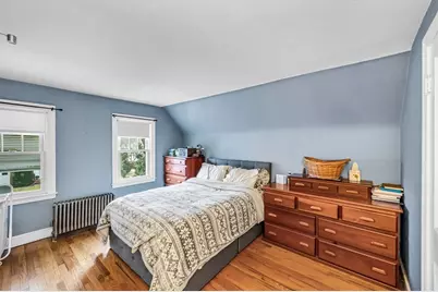 35 Dresser Ave, Chicopee, MA 01013 - Photo 16