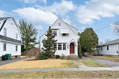 35 Dresser Ave, Chicopee, MA 01013 - Photo 2