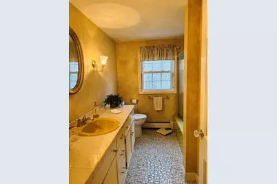 100 D Dr, Westport, MA 02790 - Photo 8