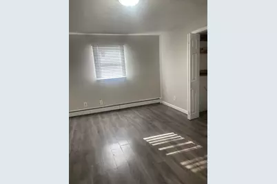 519 Crescent St, Brockton, MA 02302 - Photo 4