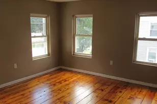 27 Maple St, Millbury, MA 01527 - Photo 12