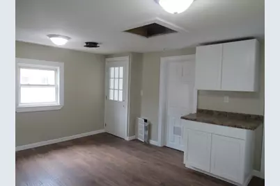 27 Maple St #2, Millbury, MA 01527 - Photo 6