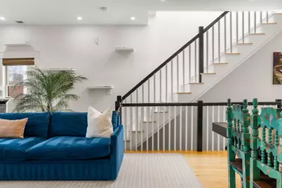 138 W 3rd St, Boston, MA 02127 - Photo 8