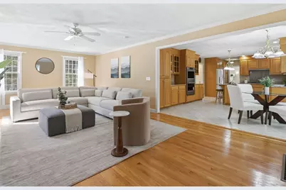 2 Pipers Gln, Andover, MA 01810 - Photo 12