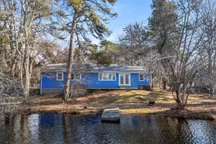 365 Phinneys Ln, Barnstable, MA 02632 - Photo 2