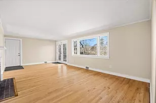 365 Phinneys Ln, Barnstable, MA 02632 - Photo 10