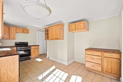 365 Phinneys Ln, Barnstable, MA 02632 - Photo 14