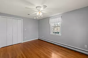 38 Roosevelt St, Braintree, MA 02184 - Photo 12