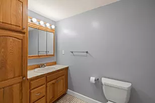 38 Roosevelt St, Braintree, MA 02184 - Photo 16