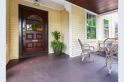 17 Coolidge St, Brookline, MA 02446 - Photo 2