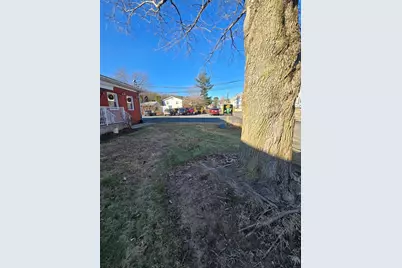 48 School St, Lincoln, RI 02802 - Photo 4