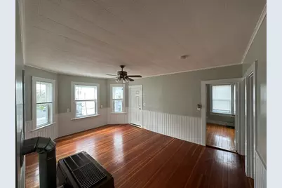 47 Davis St #2, Fall River, MA 02720 - Photo 2